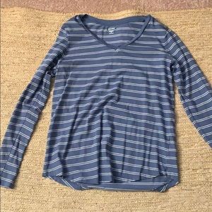 Old Navy Long Sleeve T-shirt